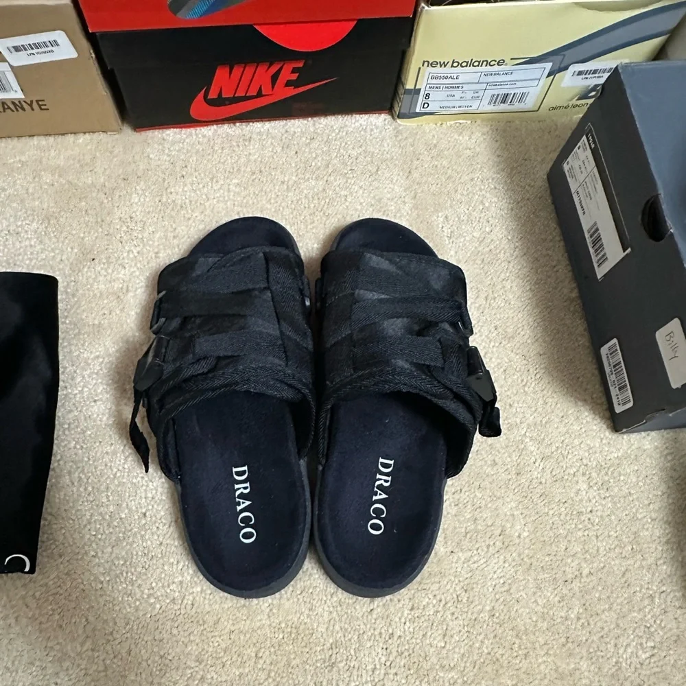 Men’s Black Slide Sandals fashion designer good condition size 7-8